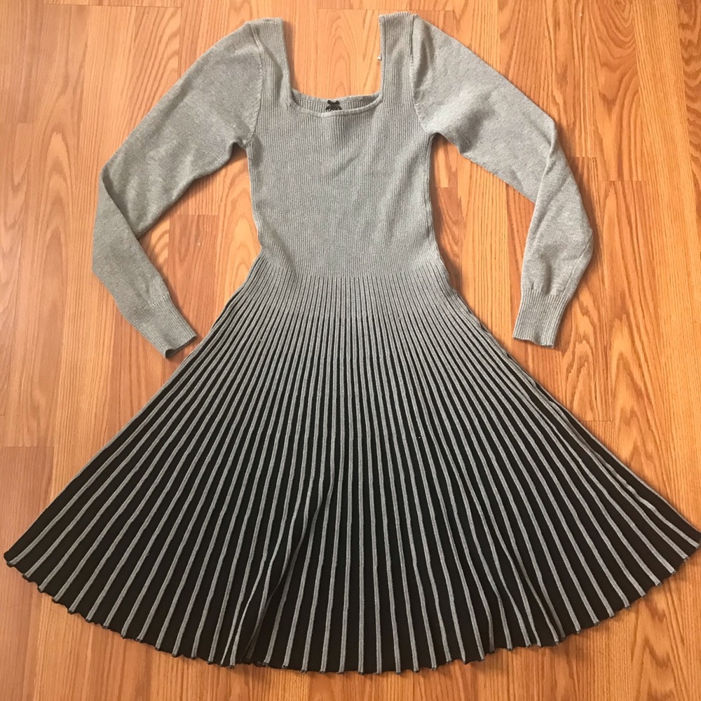Lapis pleated size medium sweater dress